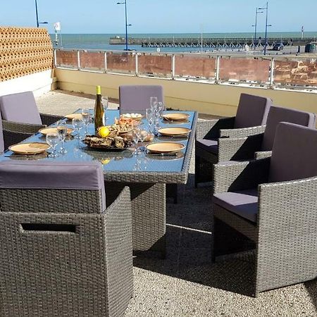 Appartement Vue Sur Mer Et Port Grandcamp-Maisy Eksteriør bilde