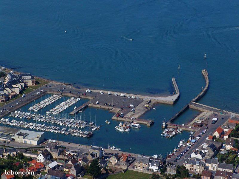 Appartement Vue Sur Mer Et Port Grandcamp-Maisy Eksteriør bilde